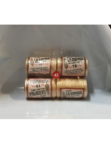 HILO NYLON ESPIGA CREMA 42 200GRS C/4PZ